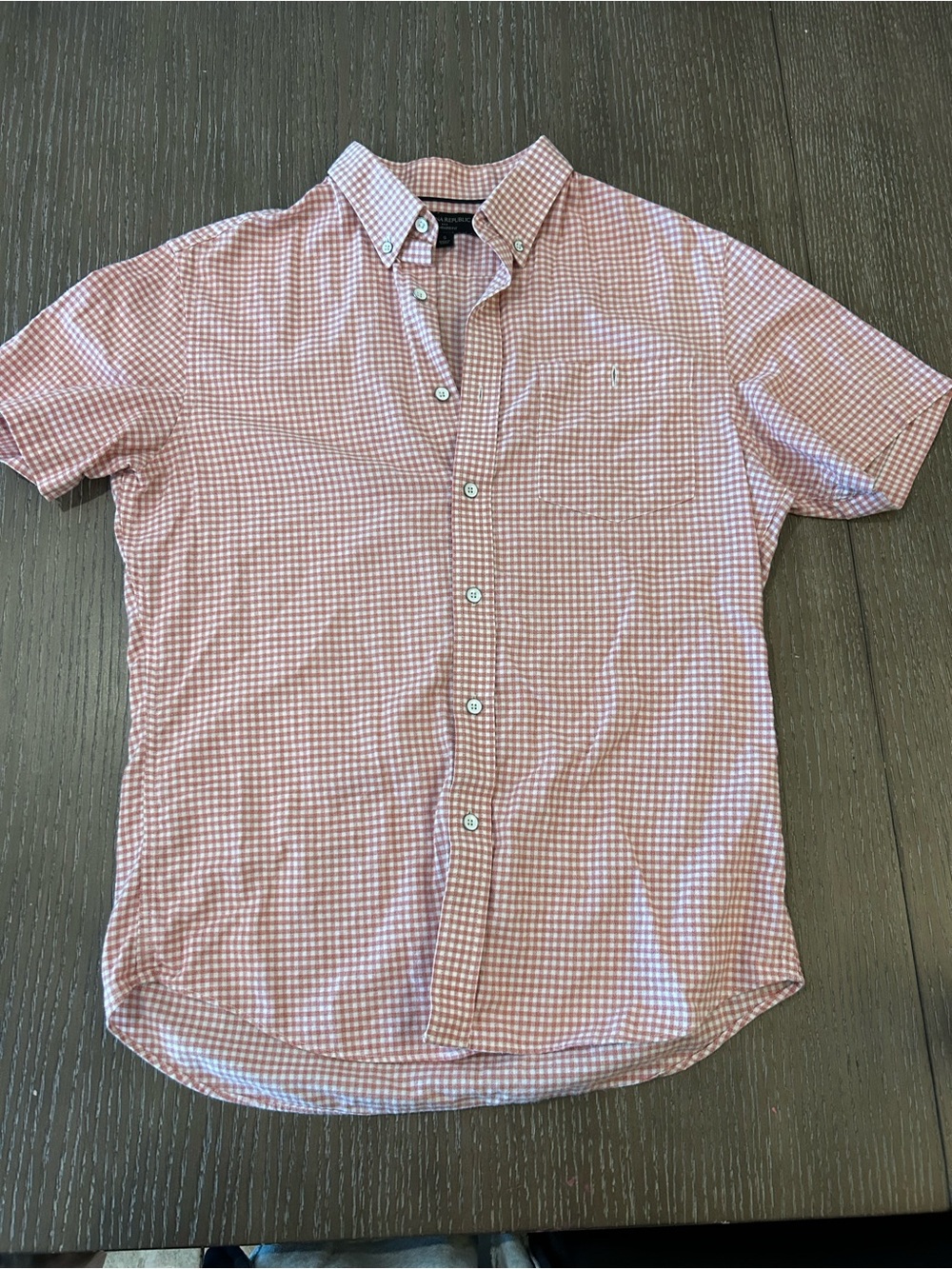 Banana Republic Pink Gingham Short Sleeve Button-Down Shirt